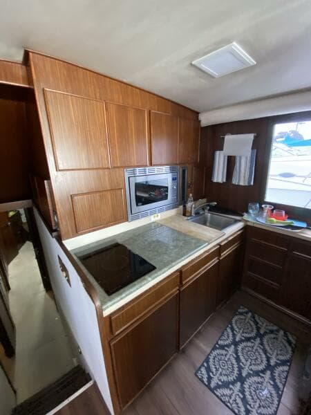1986 Hatteras SF 52