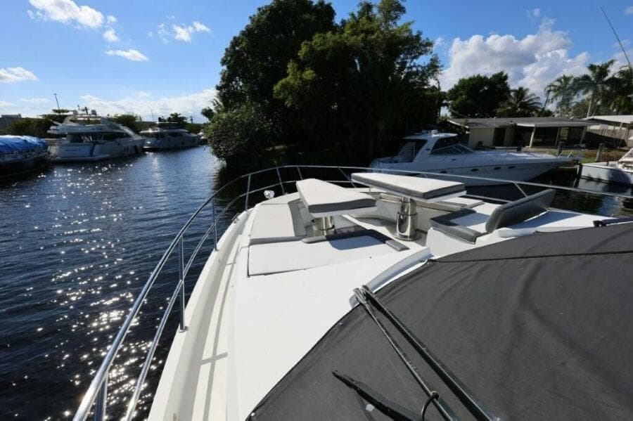 2019 Galeon 650 Sky