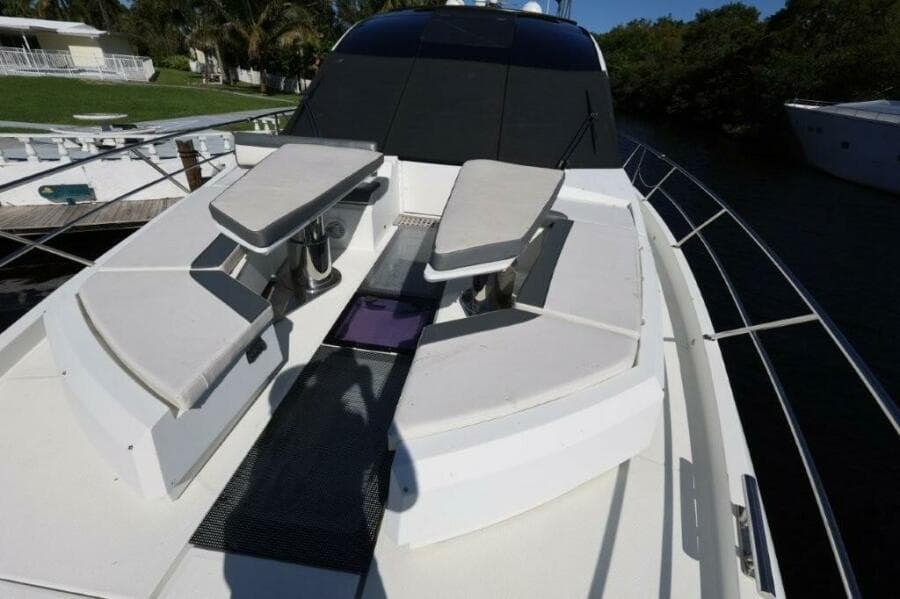 2019 Galeon 650 Sky
