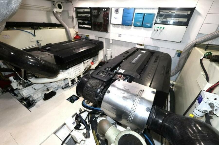 2019 Galeon 650 Sky