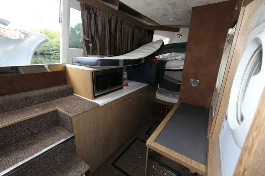 2019 Galeon 650 Sky