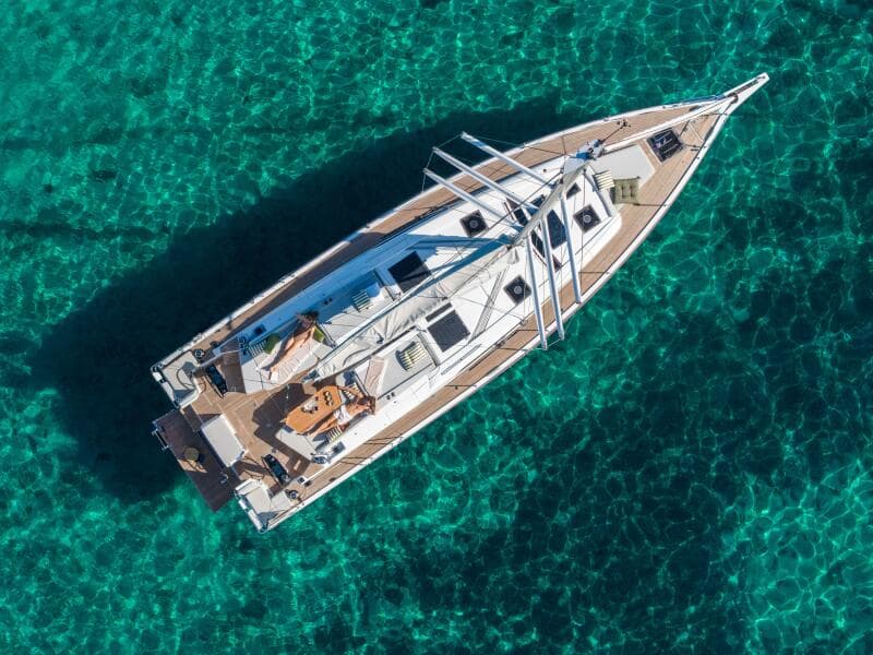 2027 Beneteau Oceanis 52