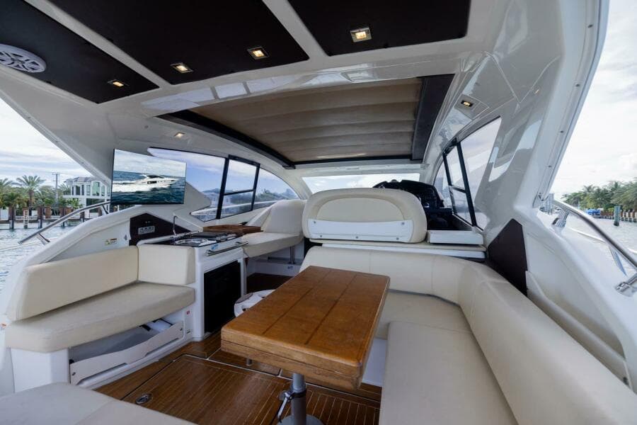 2014 Cranchi M 44 HT