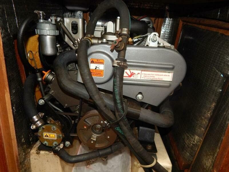 1992 Hunter 33.5