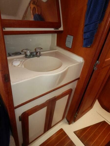 1992 Hunter 33.5