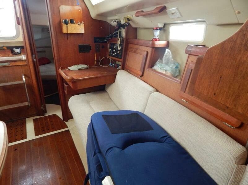 1992 Hunter 33.5