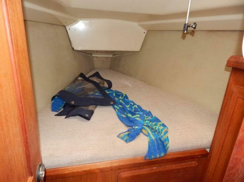 1992 Hunter 33.5