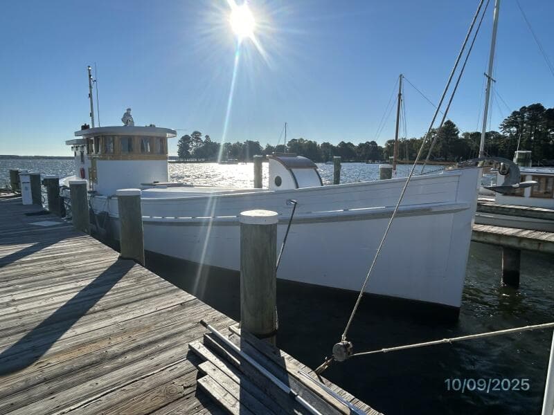 Choptank starboard forward profile