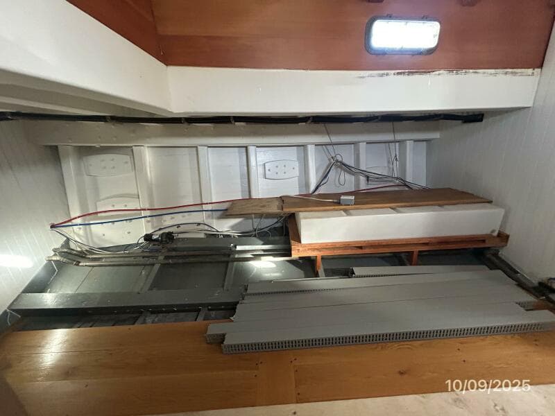 Choptank forward cabin starboard