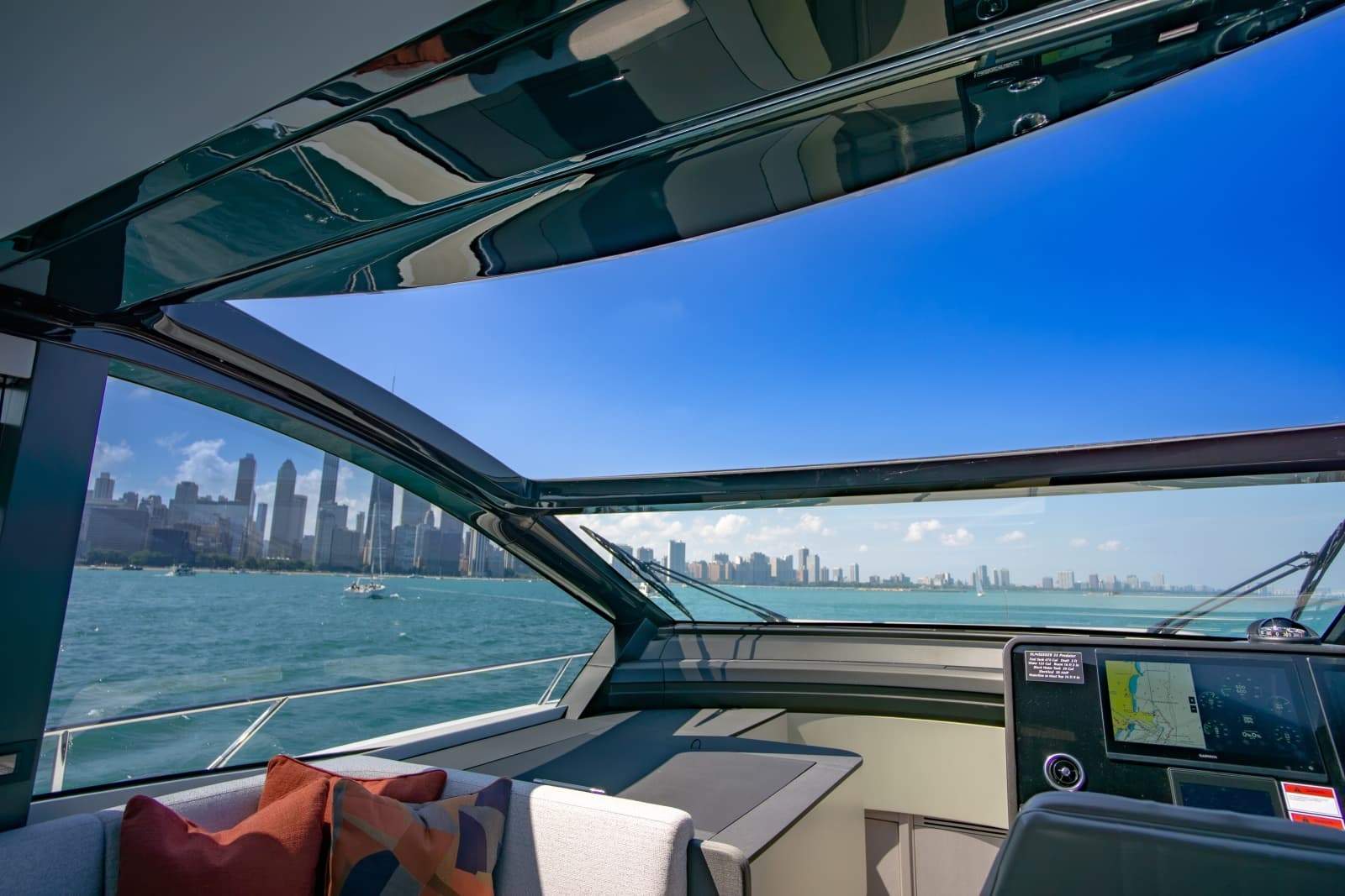 2025 Sunseeker 55 Predator