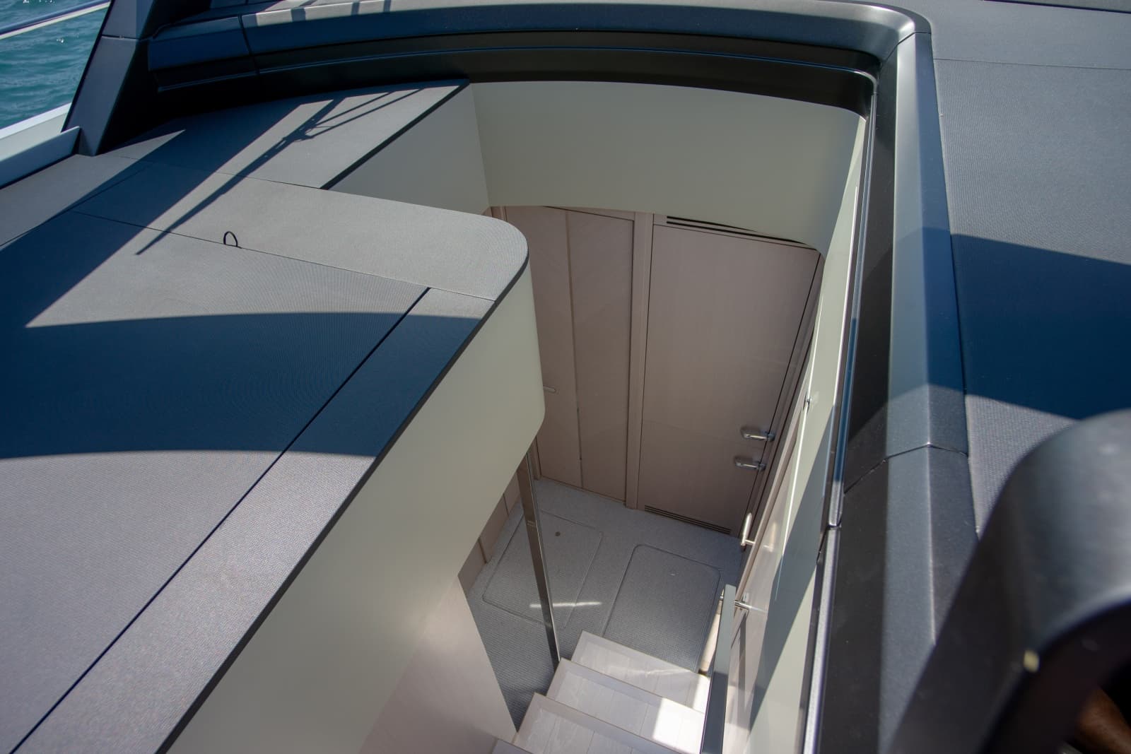 2025 Sunseeker 55 Predator