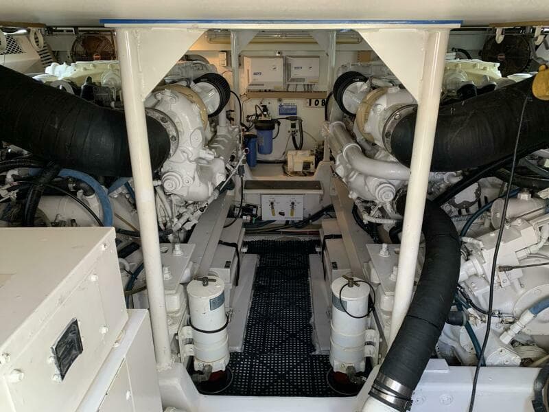 2000 Viking 50 Convertible Sportfish