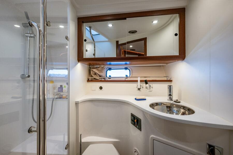 2023 Nimbus 405 Flybridge