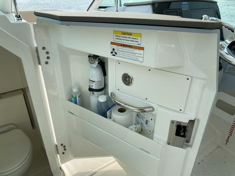 2021 Pursuit 266 Dual Console