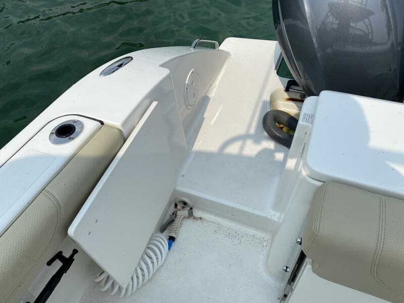 2021 Pursuit 266 Dual Console