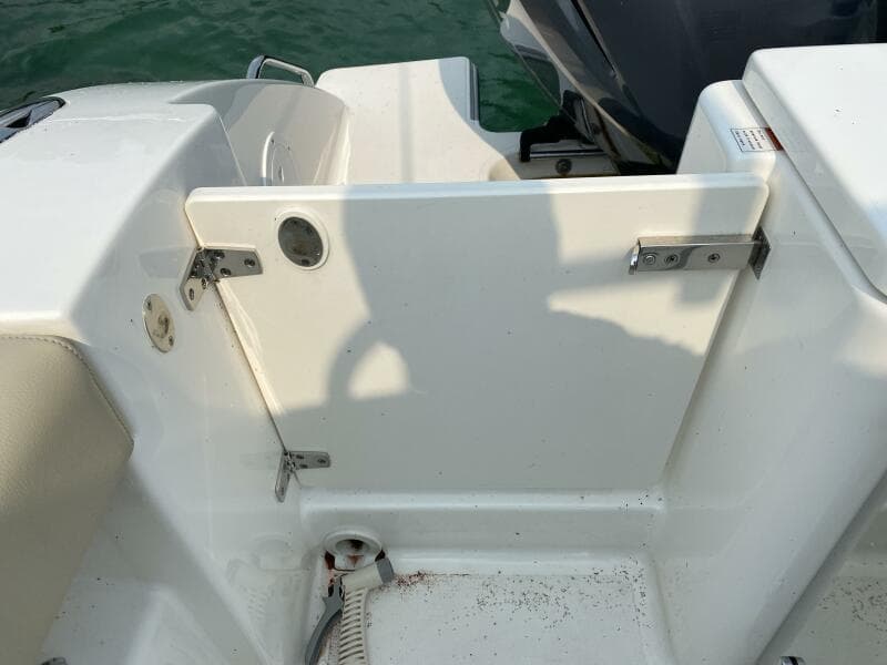 2021 Pursuit 266 Dual Console