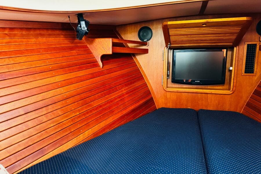 2012 Hinckley Picnic Boat MKIII