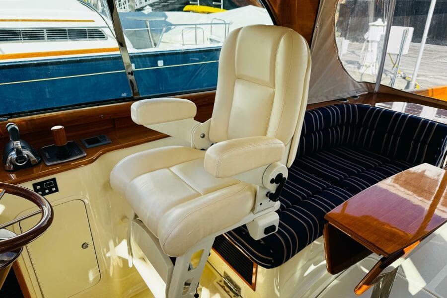 2012 Hinckley Picnic Boat MKIII