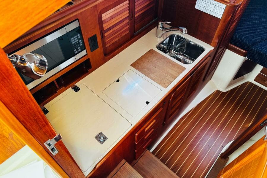 2012 Hinckley Picnic Boat MKIII