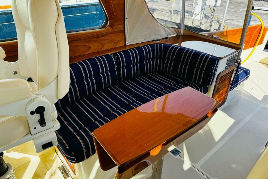 2012 Hinckley Picnic Boat MKIII