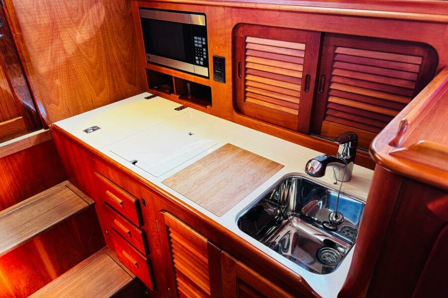 2012 Hinckley Picnic Boat MKIII