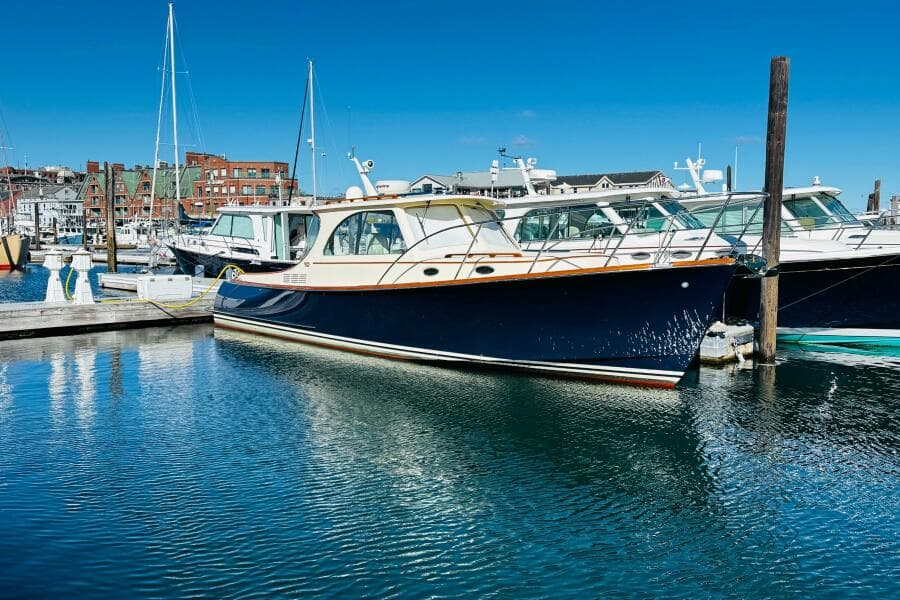 2012 Hinckley Picnic Boat MKIII