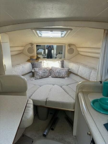 2000 Sea Ray 270 Sundancer