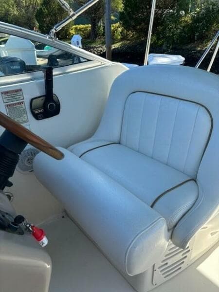 2000 Sea Ray 270 Sundancer