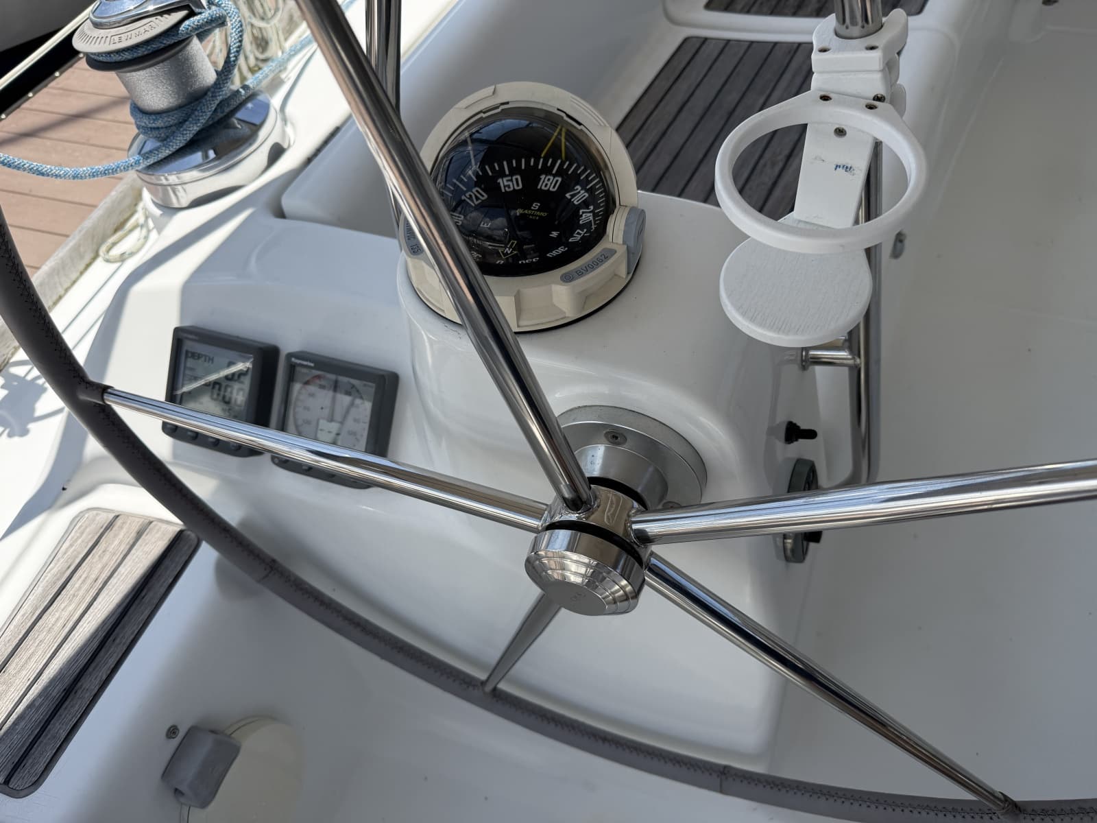 Beneteau 43