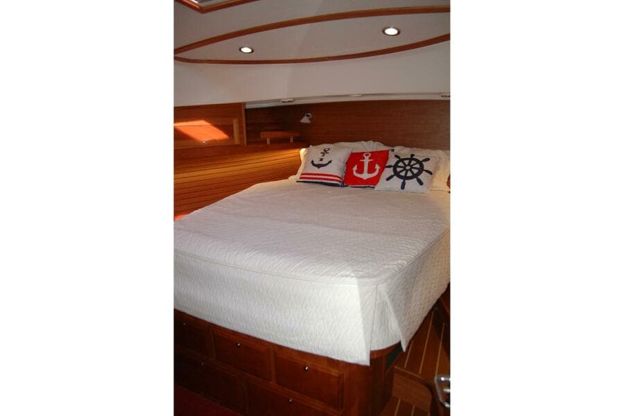 2019 Sabre 38 Salon Express