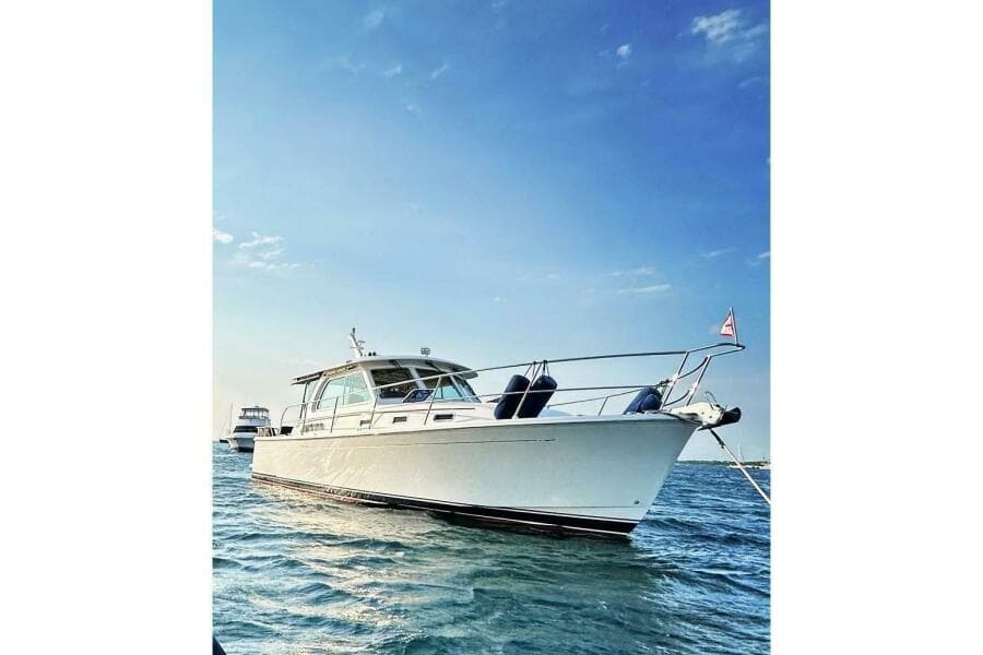 2019 Sabre 38 Salon Express