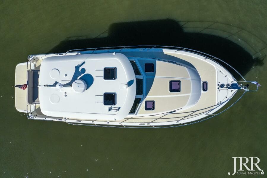 2019 Sabre 38 Salon Express