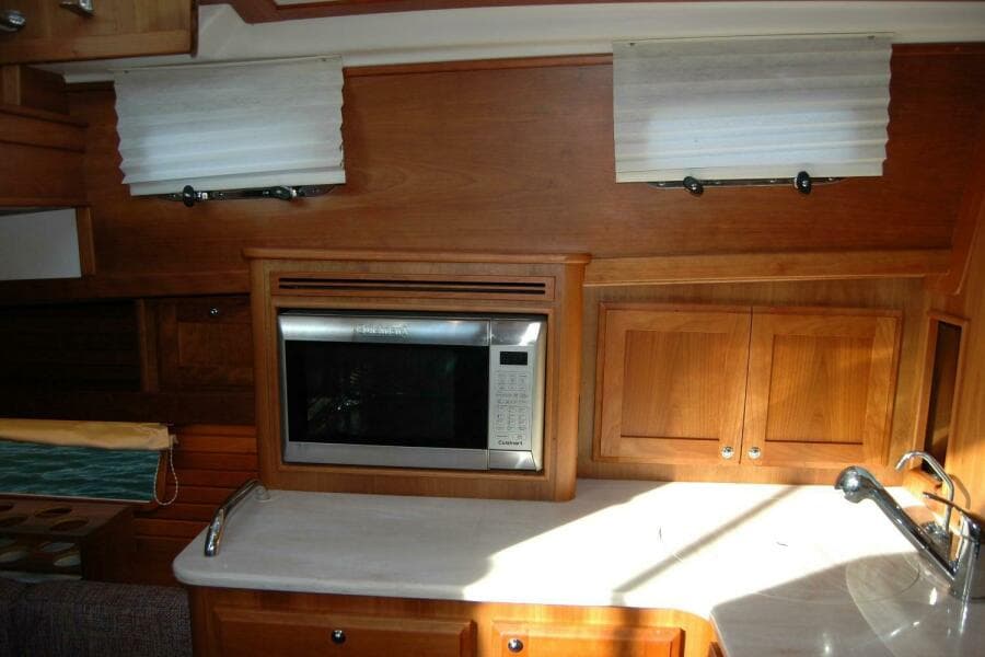 2019 Sabre 38 Salon Express