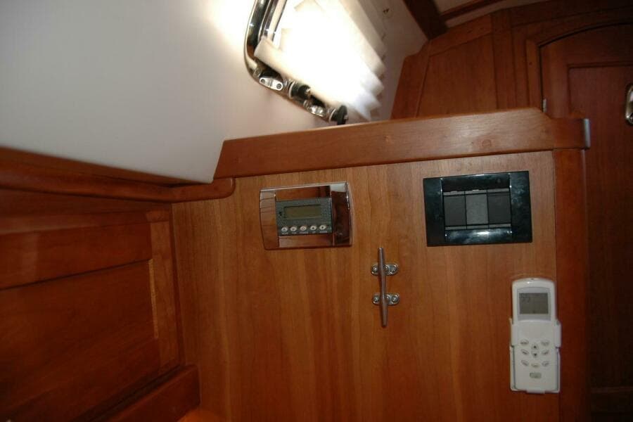 2019 Sabre 38 Salon Express