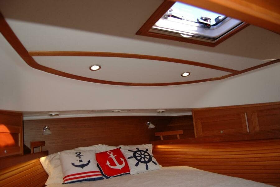 2019 Sabre 38 Salon Express