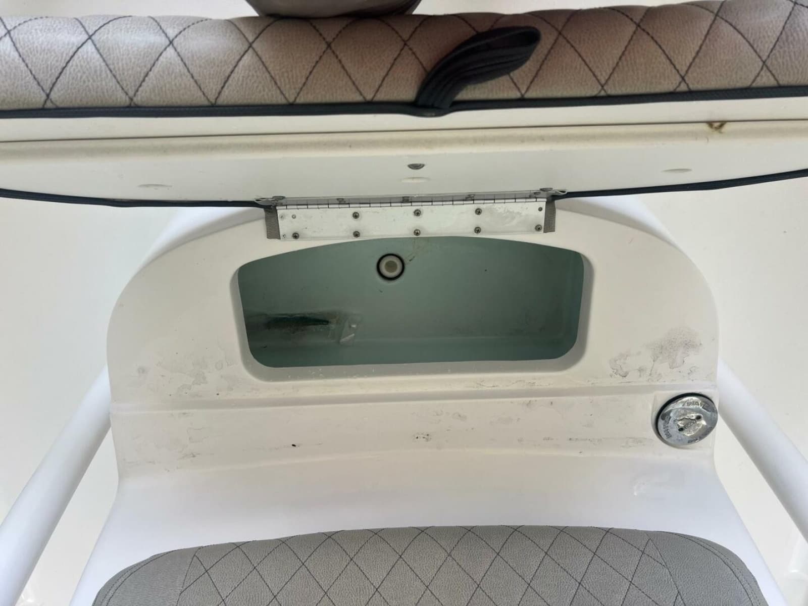 2021 Sportsman Open 232 Center Console
