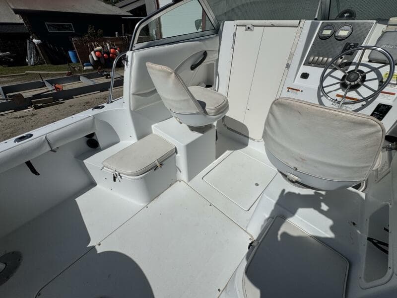 2004 Seaswirl Striper