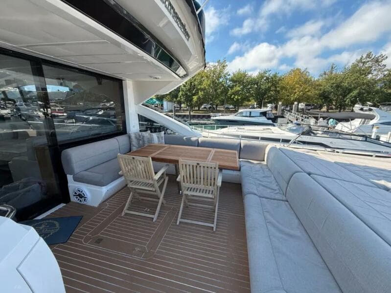 2017 Sunseeker 68 Predator