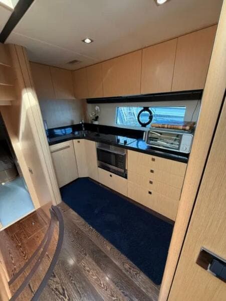2017 Sunseeker 68 Predator