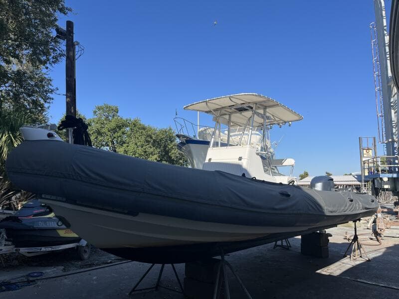 2008 Zodiac Pro 20 Man - Port Side out of the Water