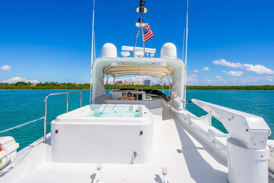 1991 Maiora Raised Pilothouse