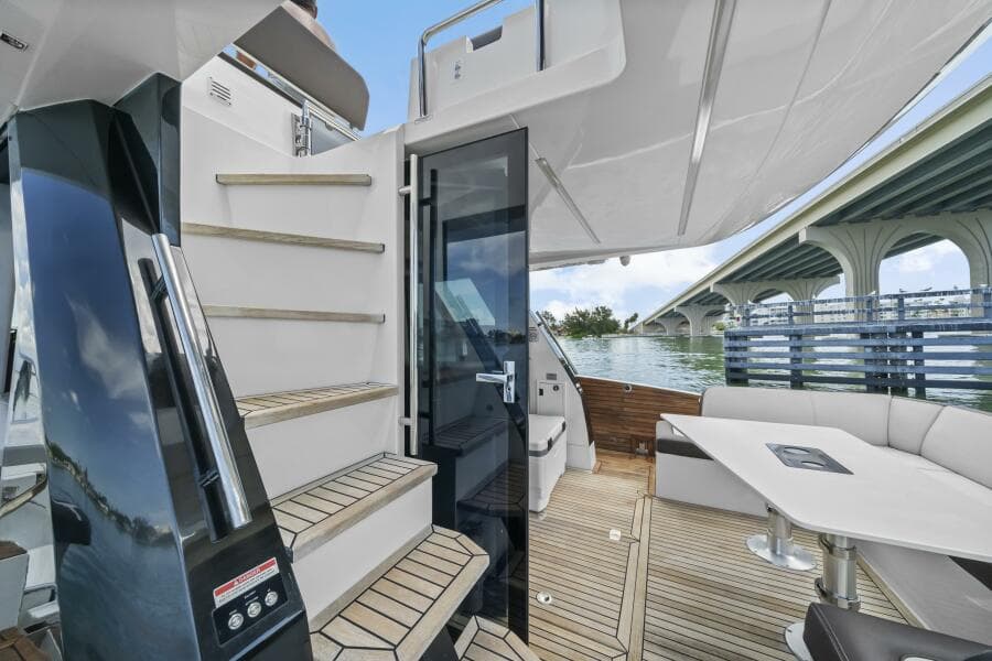 2022 Galeon 470 Sky