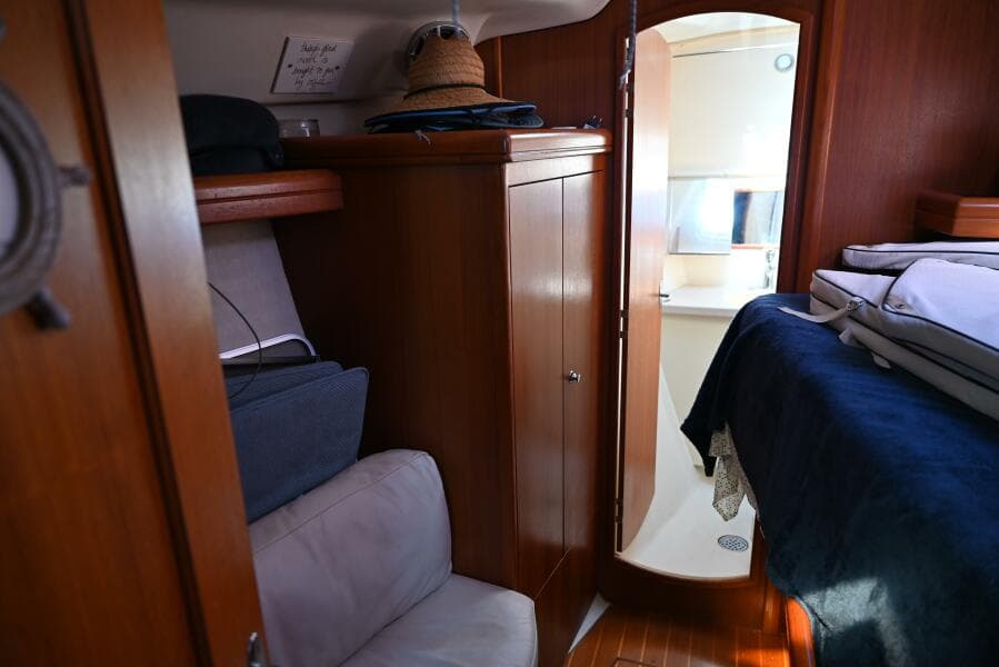 2003 Hunter 456