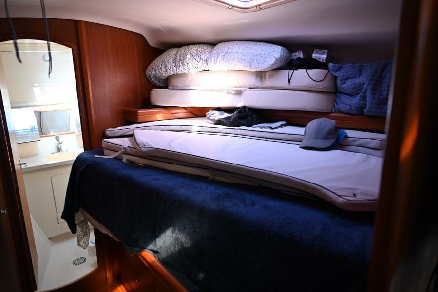 2003 Hunter 456