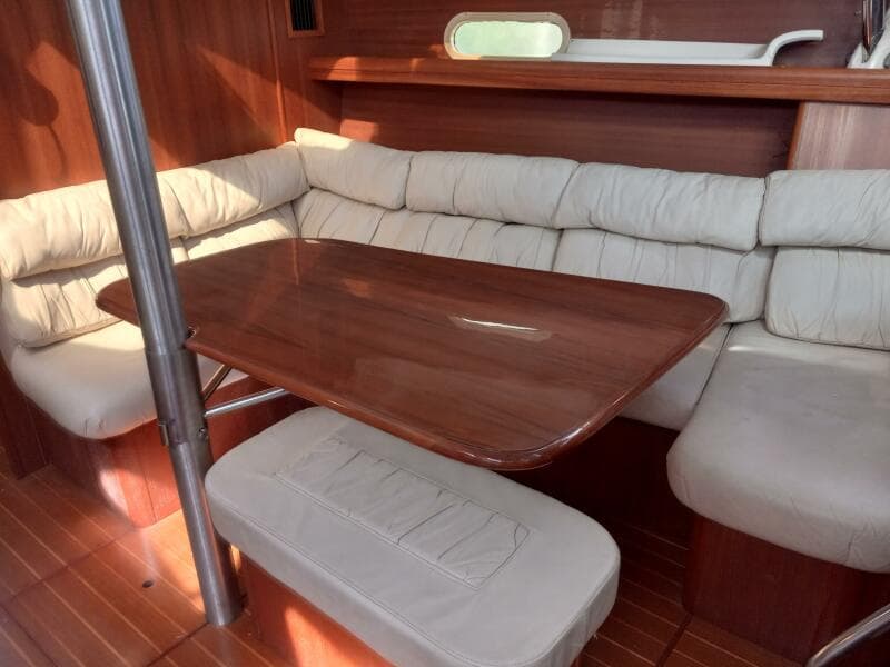 2003 Hunter 456