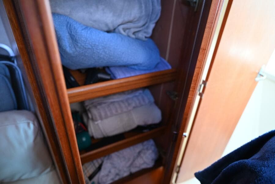 2003 Hunter 456