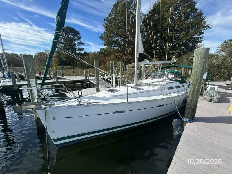 2007 Beneteau 373