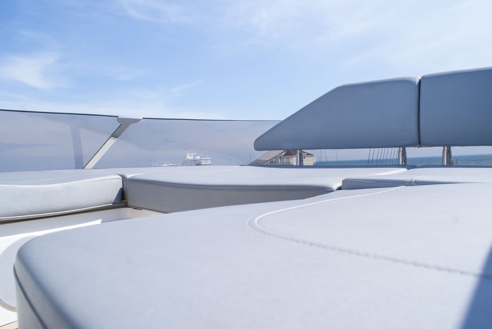 2020 Sunseeker 74 Sport Yacht