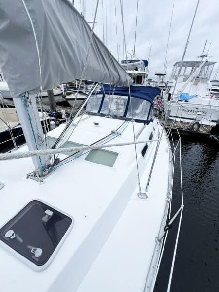 2007 Beneteau 373