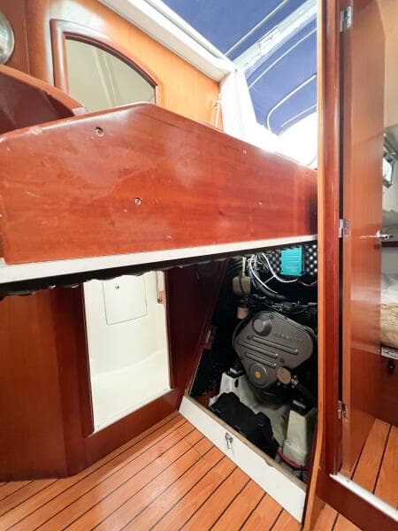 2007 Beneteau 373